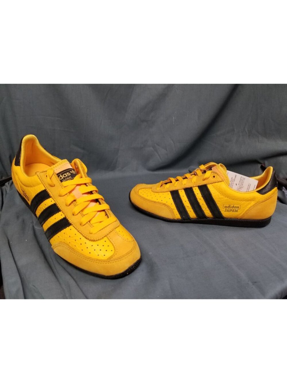 Adidas Japan Core Yellow Black JI2665 Women's Size 8.5 NEW NO BOX!